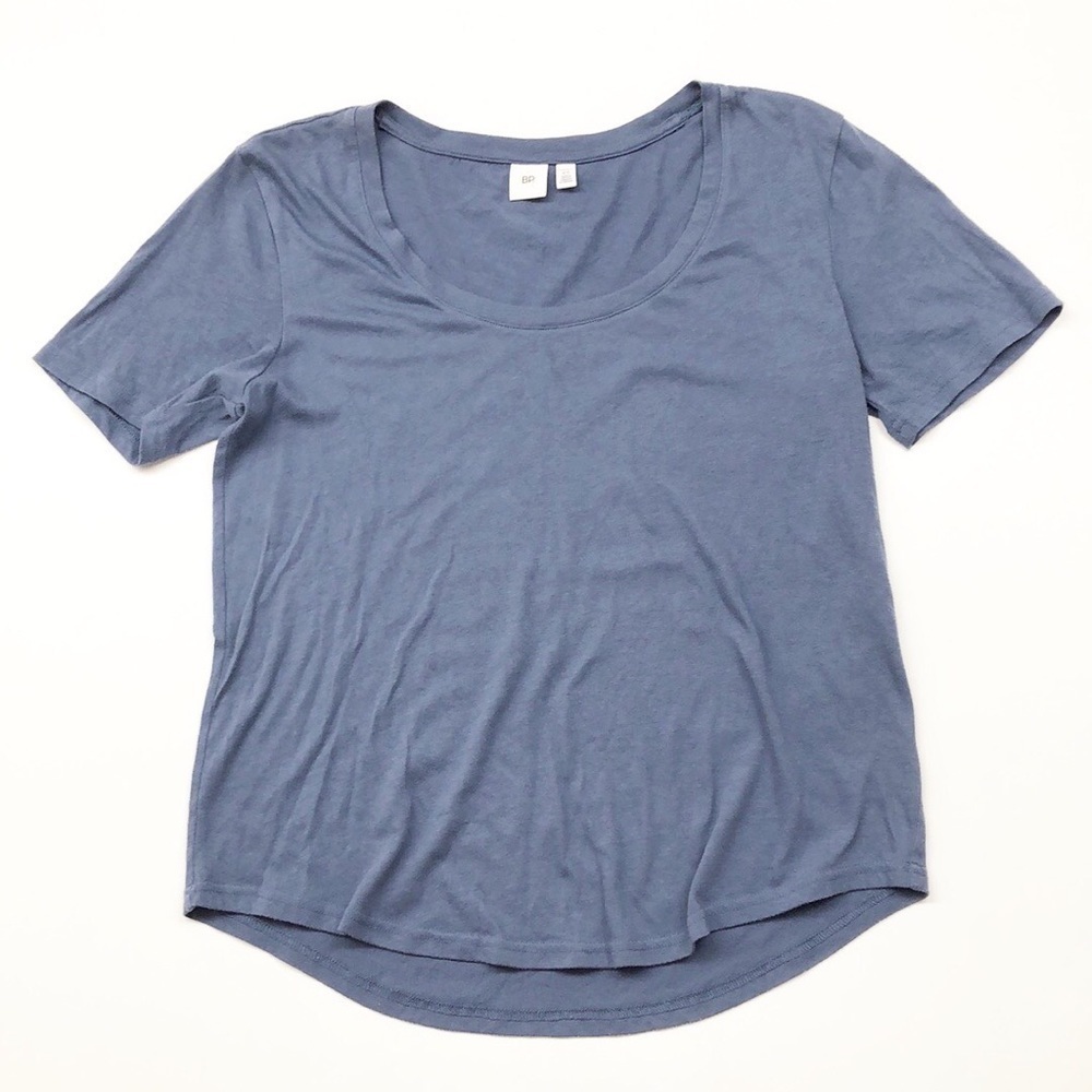 BP blue short sleeve scoop neck top